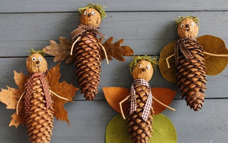 Красивые поделки из шишек на тему Осень для сада и школы podelki iz shishek svoimi rukami 35