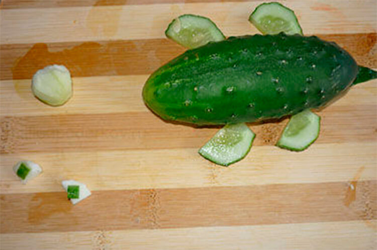 Поделка из овощей «Крокодил»