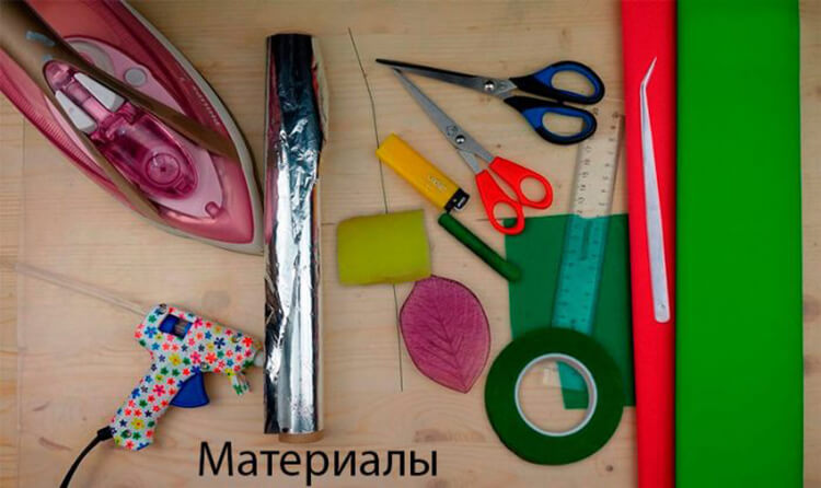 Роза ручной работы 8 марта из разных материалов: мастер-классы с фотографиями sdelat rozu svoimi rukami 70